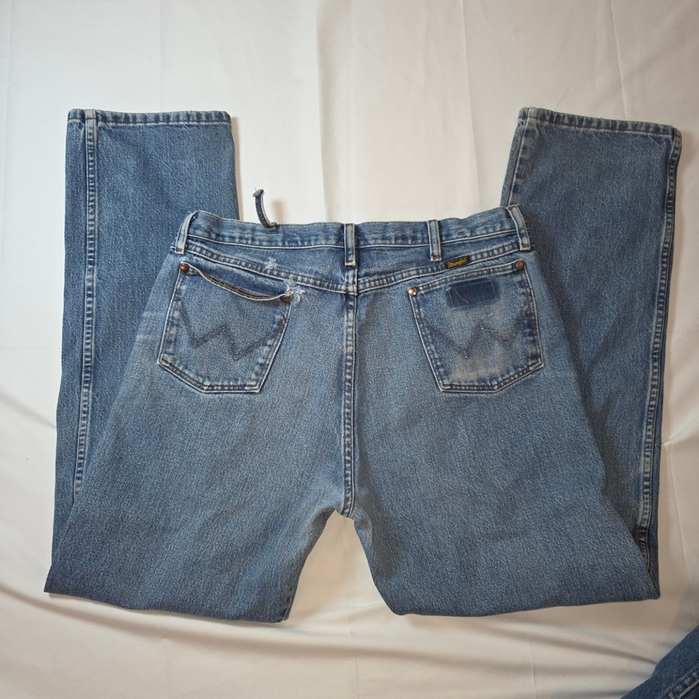 Vtg Wrangler 13MWZGK Cowboy Cut Mens Jeans 36x34‎ Distressed Medium Wash  Denim
